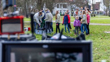 Pfadfinderinnen und Pfadfinder beim Dreh des Films zum Hirtenwort