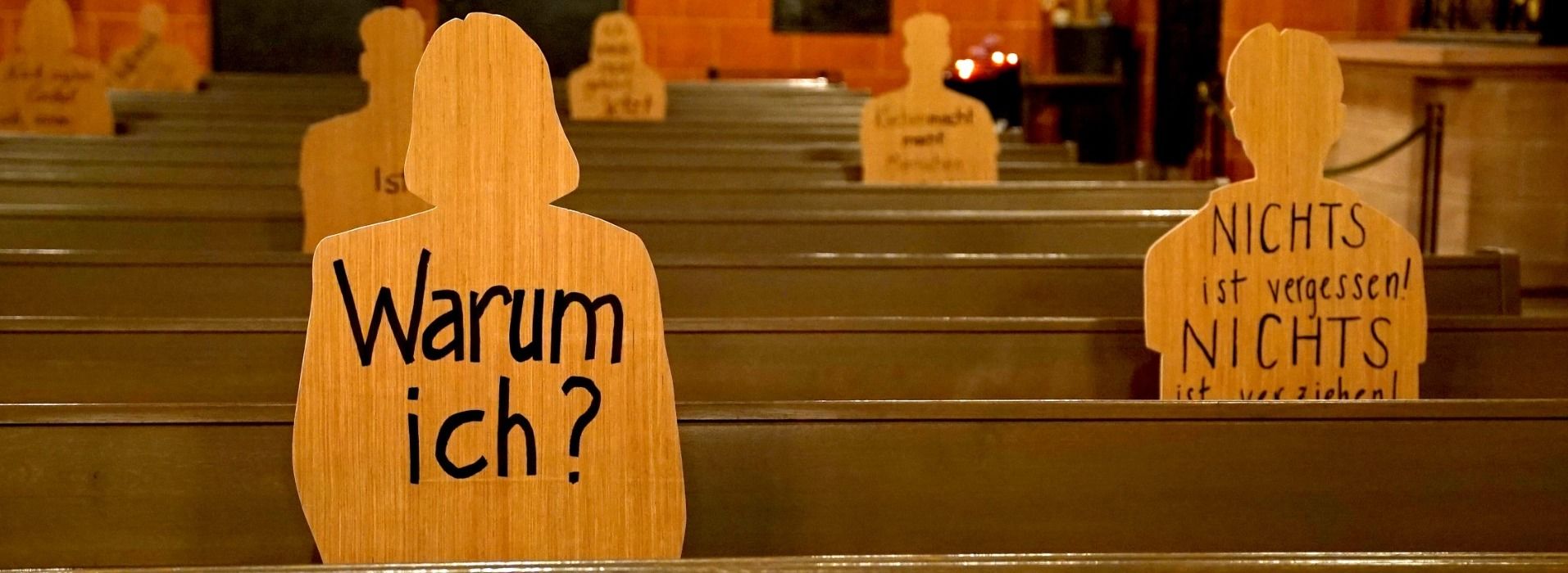 Die Ausstellung in der Fuldaer Stadtpfarrkirche soll vom 7. bis 18. Juni auf das Ausmaß sexualisierter Gewalt in unserer Gesellschaft hinweisen.